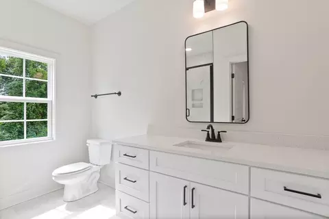 Bath - 3136 Bottle Way, Auburn, AL 36830 photo 6 of 7