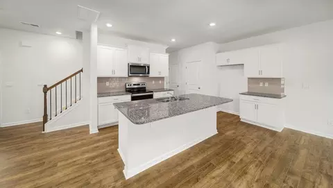 Entry Way - 1396 5th St Dr NE, Hickory, NC 28601 photo 2 of 3
