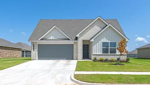 6200 Blackwood Blvd, Oklahoma City, OK 73132