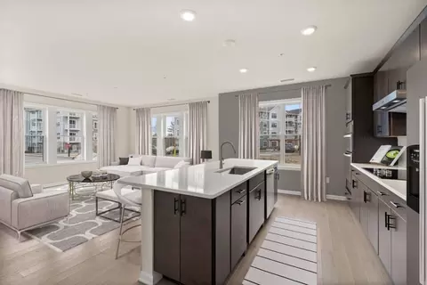 7 Green St UNIT 1301, Shrewsbury, MA 01545