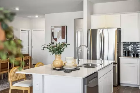 11929 W Mesa Ct, Maricopa, AZ 85139 photo 5