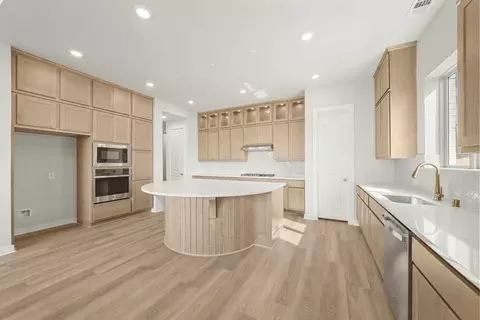 Kitchen - 17705 Coronation St, Conroe, TX 77302 photo 2 of 3