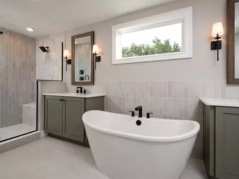 Bath - 6358 Rover Way, Saint Cloud, FL 34771 photo 2 of 4