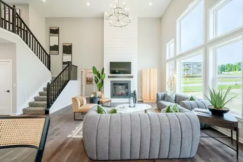 Living - 1177 Deerpath Cir, Bellbrook, OH 45305 photo 5 of 7