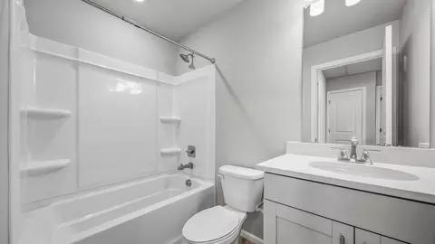 Bath - 45068 Sunflower Ln, Bennett, CO 80102 photo 1 of 1