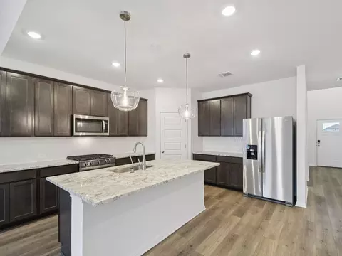 197 Coopers Hawk Crst, Cedar Creek, TX 78612