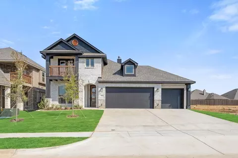812 Condor St, Joshua, TX 76058