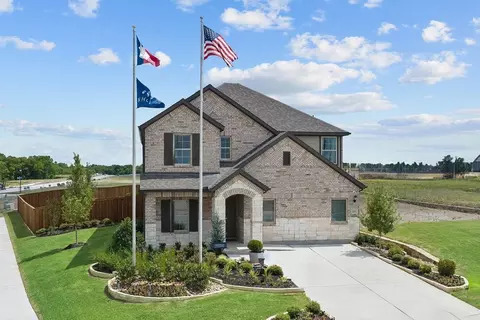 1048 Tarryhill Dr, Crowley, TX 76036