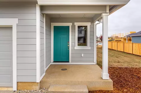 Exterior - 120 Willowbrook Dr, Chehalis, WA 98532 photo 4 of 8