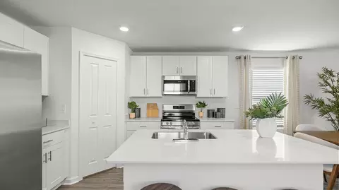 Kitchen - 6867 SW 90th Loop, Ocala, FL 34476 photo 3 of 3