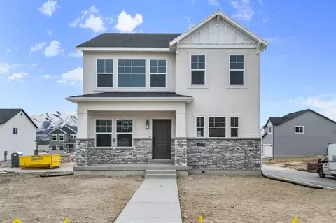 Exterior - 6417 Vernon Dr, Eagle Mountain, UT 84005 photo 2 of 10