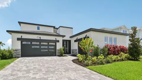 Exterior - 8308 Golden Beach Ct, Parrish, FL 34219 photo 1 of 15