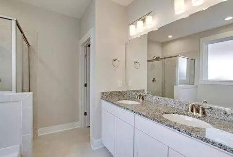Bath - 219 Creek Pointe Dr, Moncks Corner, SC 29461 photo 1 of 9