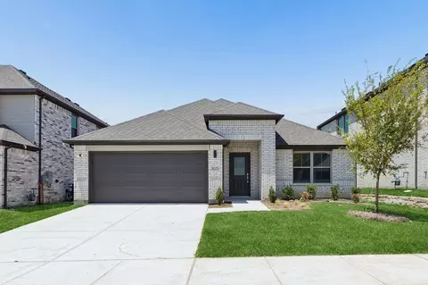469 Hocking Hills Dr, Waxahachie, TX 75165