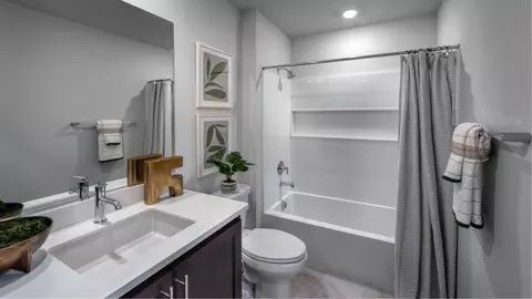 Bath - 7423 Forbes Ave, Tracy, CA 95377 photo 2 of 3
