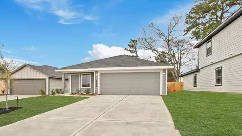 13034 Sorrento Bay Dr, Willis, TX 77318