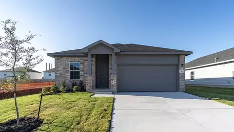 313 Ivy Rds, Seguin, TX 78155