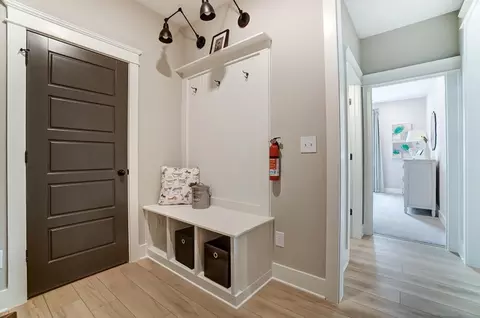 Entry Way - 302 Snow Rd, Greer, SC 29651 photo 7 of 7