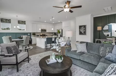 Living - 302 Snow Rd, Greer, SC 29651 photo 1 of 3