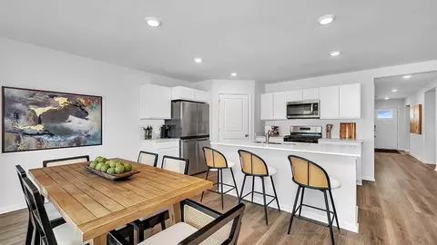 587 Hunter Dr, Mount Pleasant, WI 53406