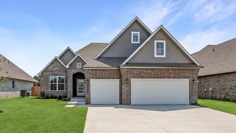 706 W 83rd St S, Tulsa, OK 74132