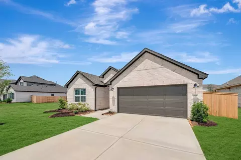 Exterior - 1815 Sleeping Hills Dr, Rosenberg, TX 77471 photo 1 of 7