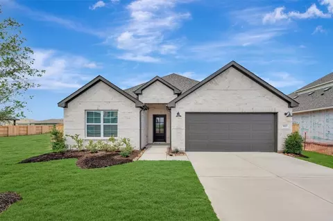 Exterior - 1815 Sleeping Hills Dr, Rosenberg, TX 77471 photo 7 of 8