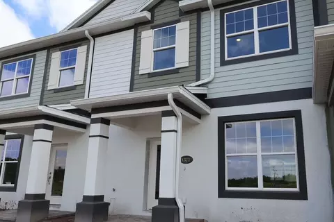 Exterior - 1377 Hyde St, Saint Cloud, FL 34771 photo 5 of 9