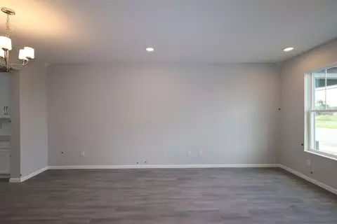 Living - 1377 Hyde St, Saint Cloud, FL 34771 photo 2 of 3