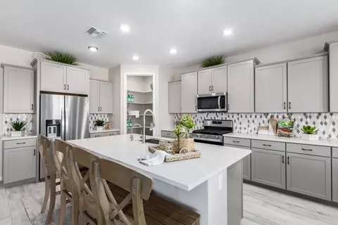 Kitchen - 7746 E 36th Pl, Yuma, AZ 85365 photo 1 of 7