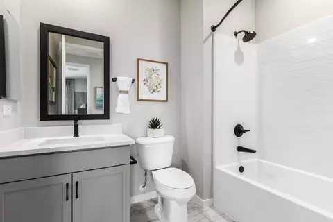 Bath - 7746 E 36th Pl, Yuma, AZ 85365 photo 5 of 5