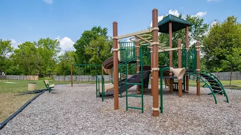 View/Area - 9102 Blunt Ave, Indianapolis, IN 46239 photo 2 of 4