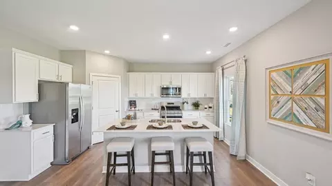 Kitchen - 9102 Blunt Ave, Indianapolis, IN 46239 photo 6 of 8