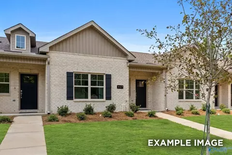 409 Clyde Ln, Hartselle, AL 35640