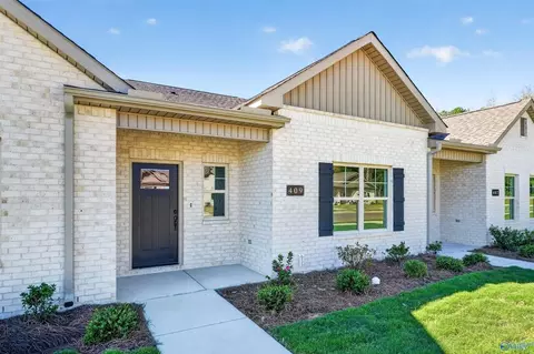 409 Clyde Ln, Hartselle, AL 35640