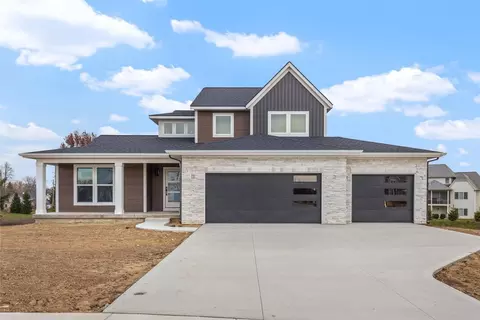 15350 144th Ave, Spring Lake, MI 49456