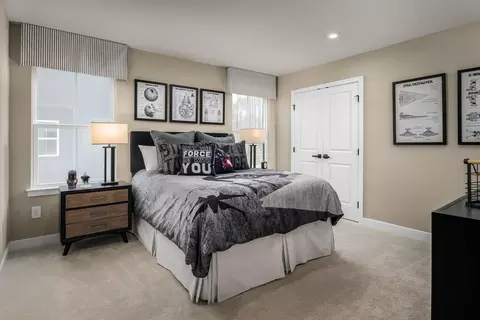 Bedroom - 584 Rutherford Ave, Delaware, OH 43015 photo 5 of 6