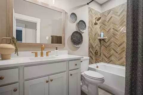 Bath - 7201 Severide St, Fairview, TN 37062 photo 7 of 12