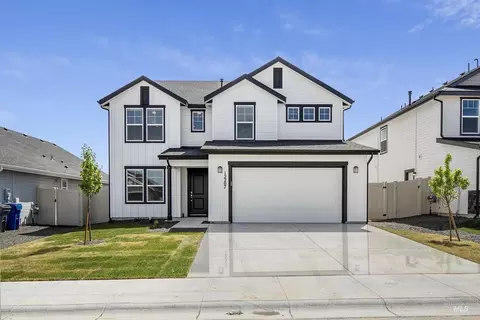 1579 SW Silverstone, Mountain Home, ID 83647
