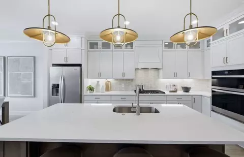 Kitchen - 16918 Canary Trl, Parrish, FL 34219 photo 2 of 3