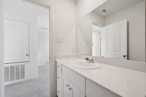 Bath - 18656 Shauna Danielle Dr, New Caney, TX 77357 photo 3 of 6