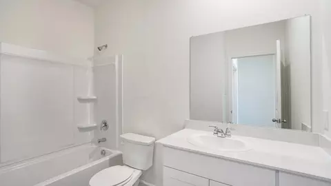 Bath - 18656 Shauna Danielle Dr, New Caney, TX 77357 photo 6 of 6