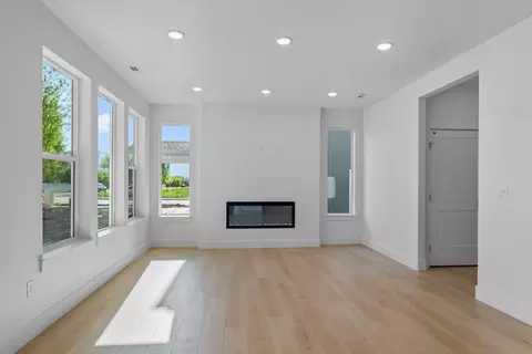 Living - 7115 N Cairns Way, Eagle Mountain, UT 84005 photo 6 of 7