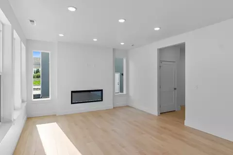 Living - 7115 N Cairns Way, Eagle Mountain, UT 84005 photo 4 of 7