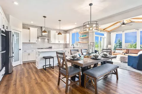 Dining - 14054 Ambrosia Ave, Dewitt, MI 48820 photo 3 of 3