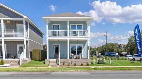 1310 W Zarragossa St, Pensacola, FL 32502