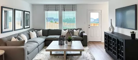 Living - 902 Antelope Trl, Temple, TX 76504 photo 1 of 3