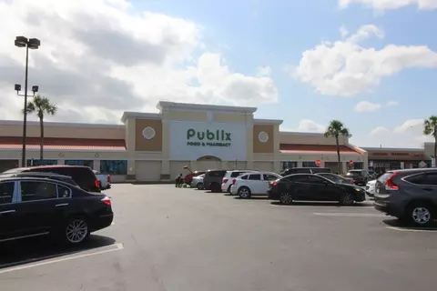 Exterior - 304 NW 11th St, Okeechobee, FL 34972 photo 3 of 4