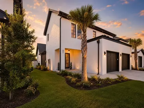 2860 Straits Blvd, Gulf Shores, AL 36542