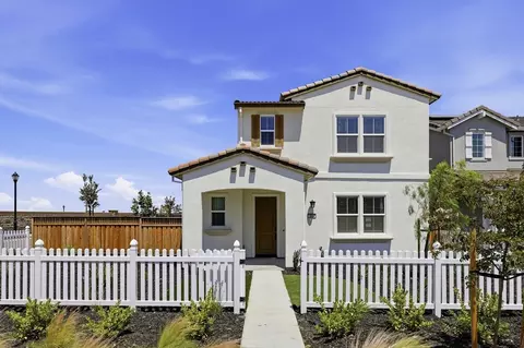 604 E Salamanca Ln, Mountain House, CA 95391